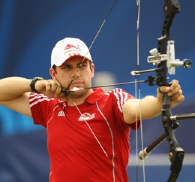 Archery: Busby beats White to historic gold