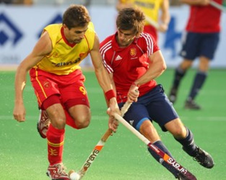 Hockey: England lose their first game, but hopes are high for semi final