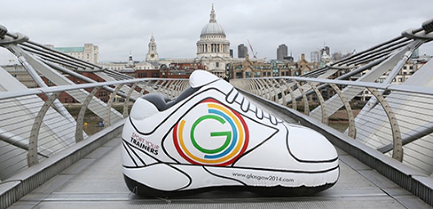 England Sport their Trainers on Commonwealth Day